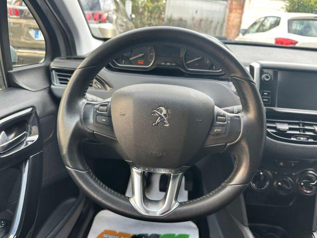PEUGEOT 208 1.2 GPL PureTech 82 5p. Allure