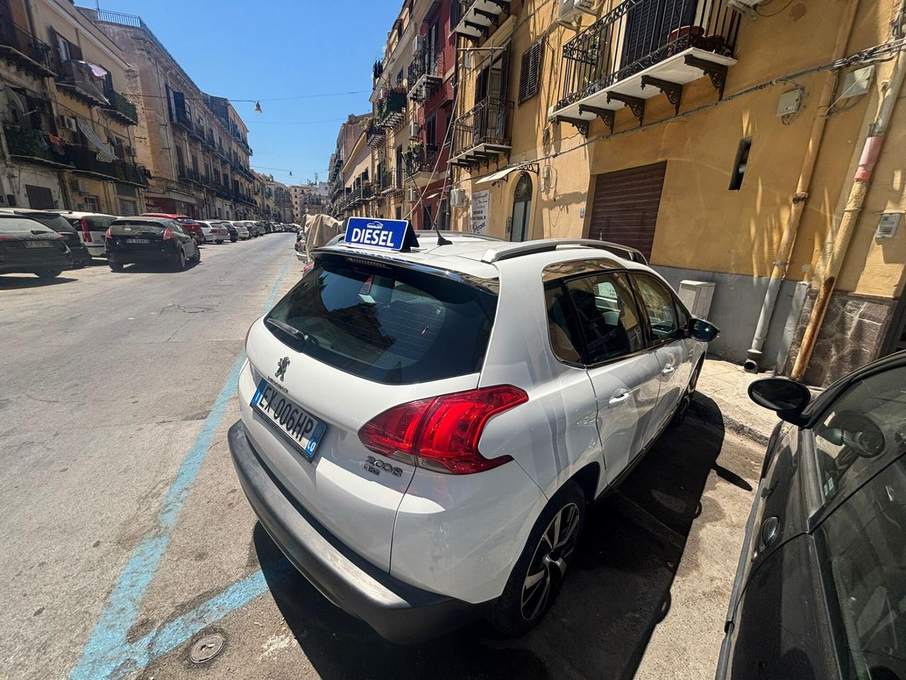 Peugeot 2008 1.6 e-HDi Urban Cross FINANZIABILE