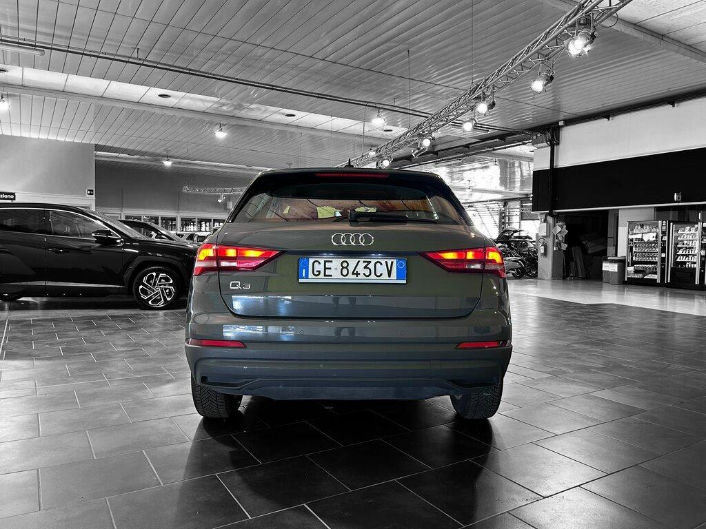 Audi Q3 35 1.5 TFSI mHEV Business S tronic