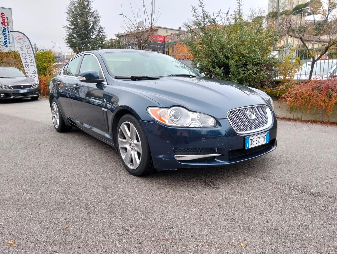 Jaguar XF 2.7D V6 Premium Luxury