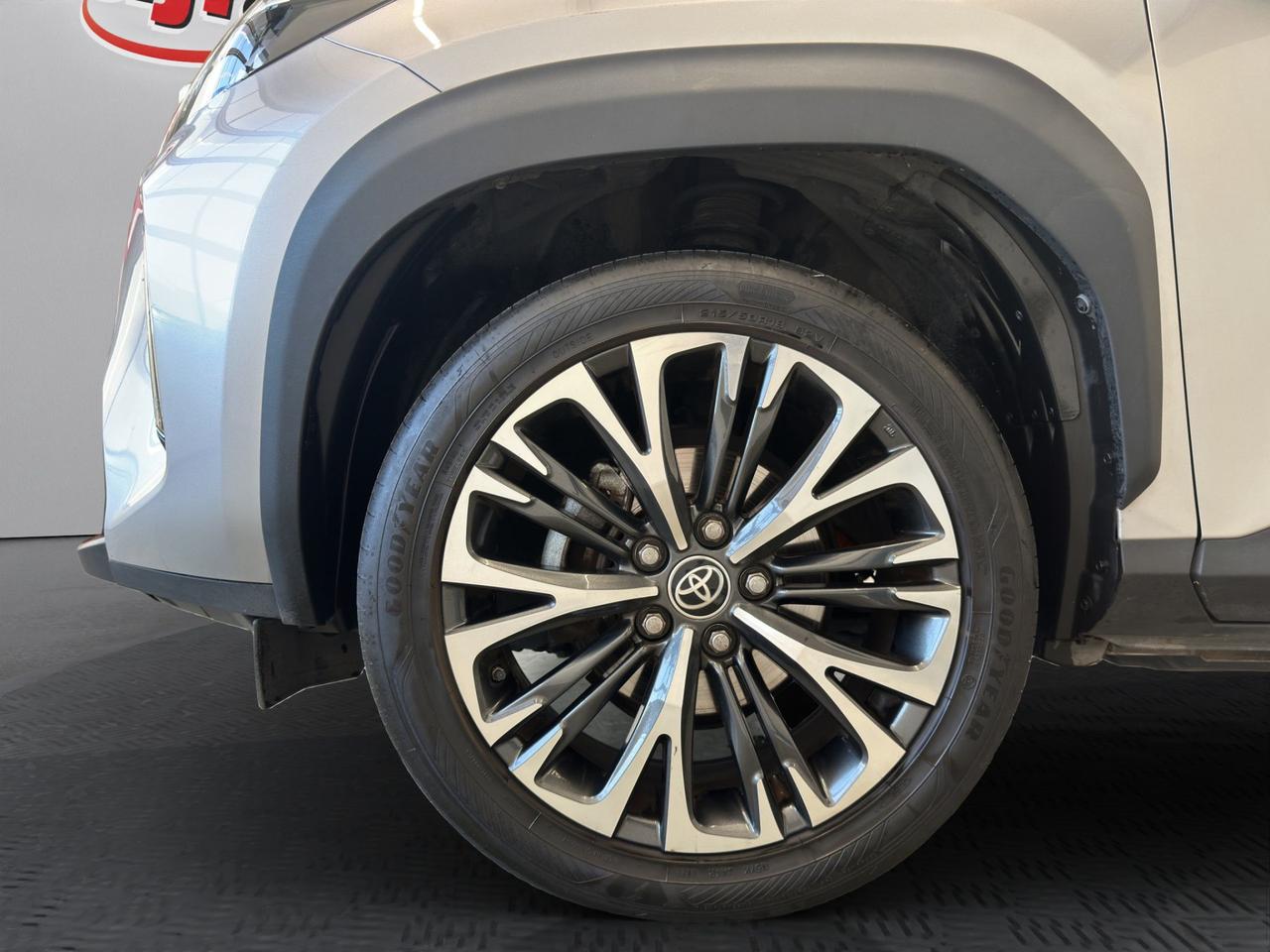 Toyota Yaris Cross 1.5h Lounge awd-i 116cv e-cvt