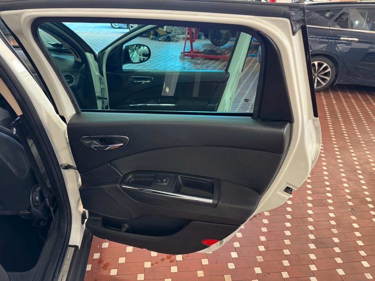 Lancia Delta 1.4 T-Jet 120 CV Gold Ecochic GPL - UNICO PROPRIETARIO