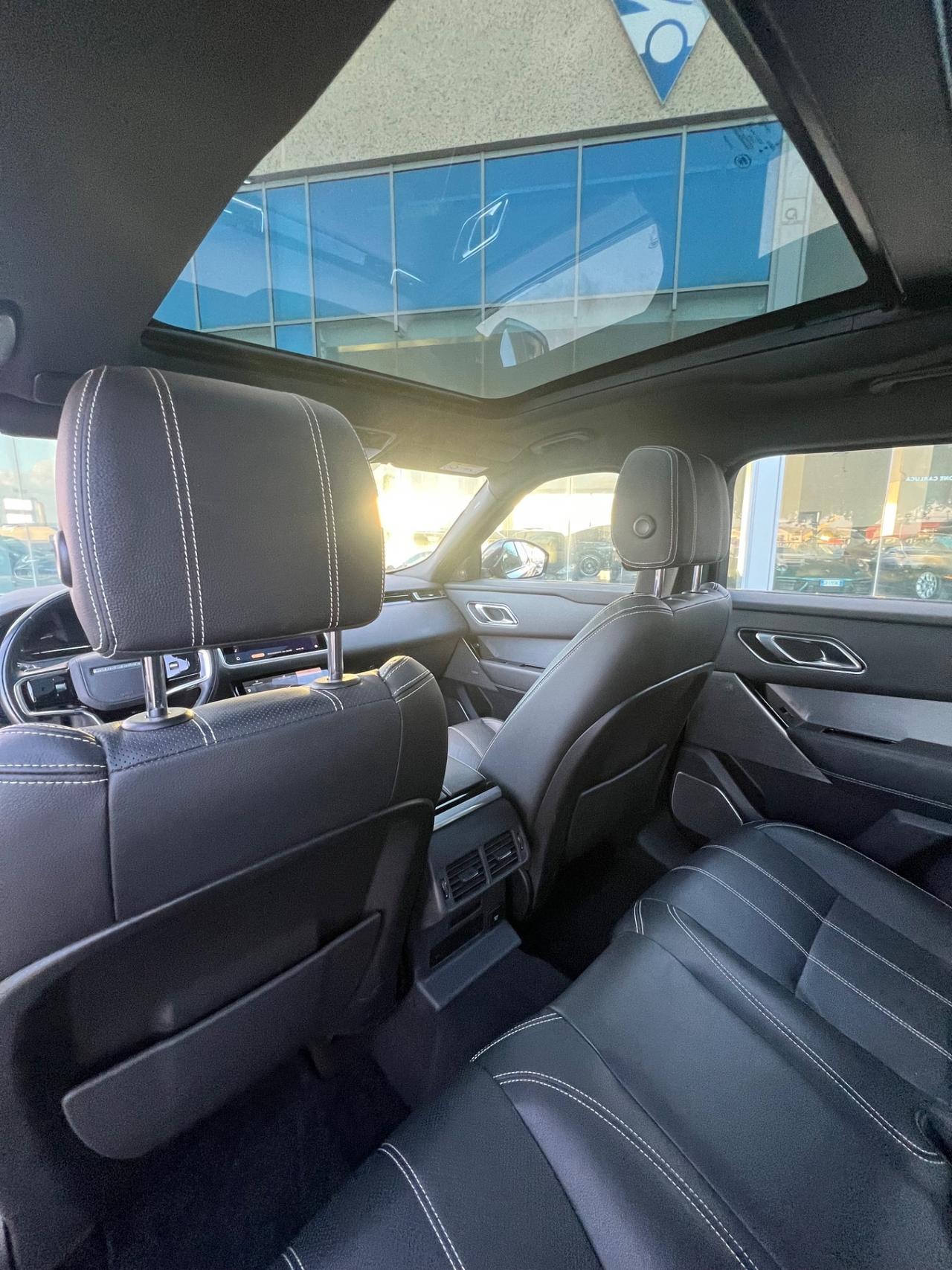 Land Rover Range Velar 3.0D l6 300 CV R-Dynamic SE