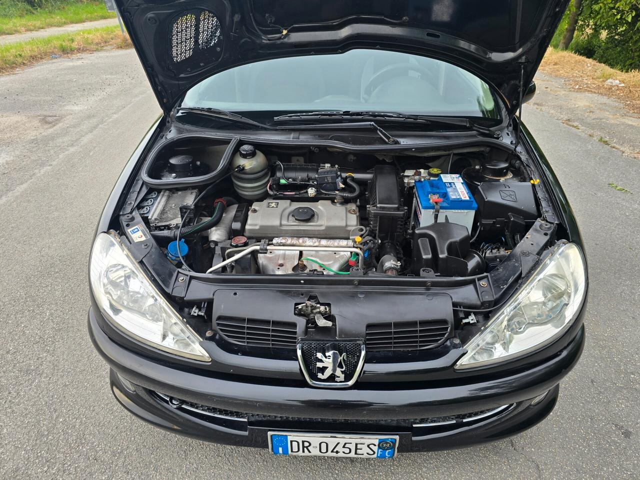 Peugeot 206 1.4 Benzina NEOPATENTATI