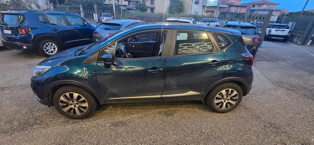 Renault Captur dCi 8V 110 CV Start&Stop Energy Initiale Paris