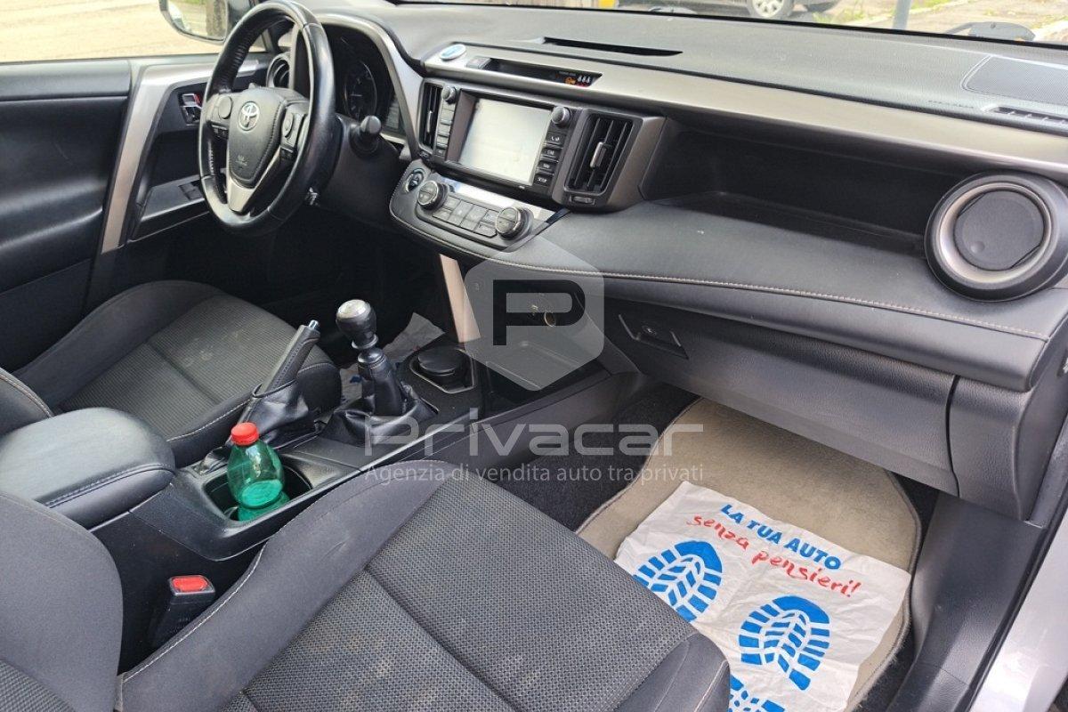 TOYOTA RAV4 2.0 D-4D 2WD Active