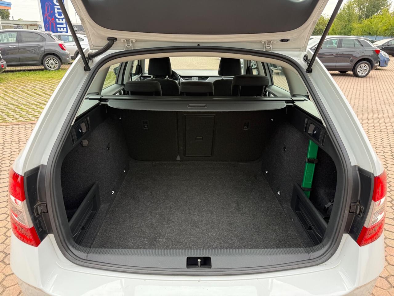 Octavia 2.0 TDI SCR 150 CV DSG Wagon Ambition