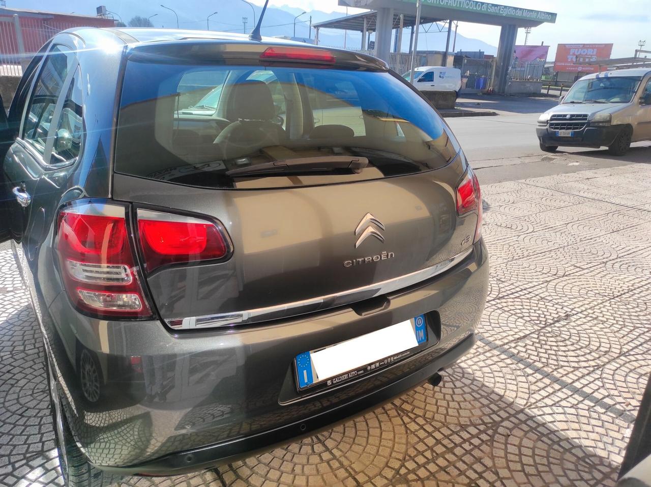 Citroen C3 1.2 Benzina 2013 Tetto panoramico lega sensori