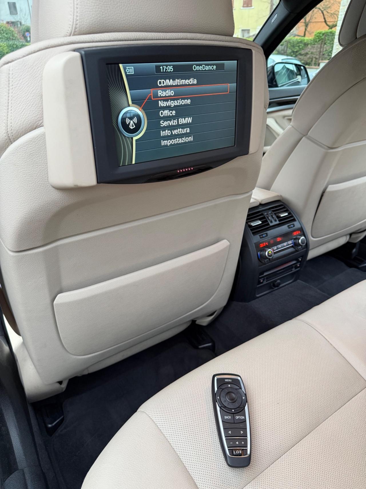 Bmw 550i MSPORT PELLE NAVI PRO KMCERT UNICOPR