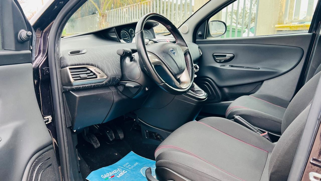 Lancia Ypsilon 1.2 69 CV 5 porte GPL Ecochic Elefantino