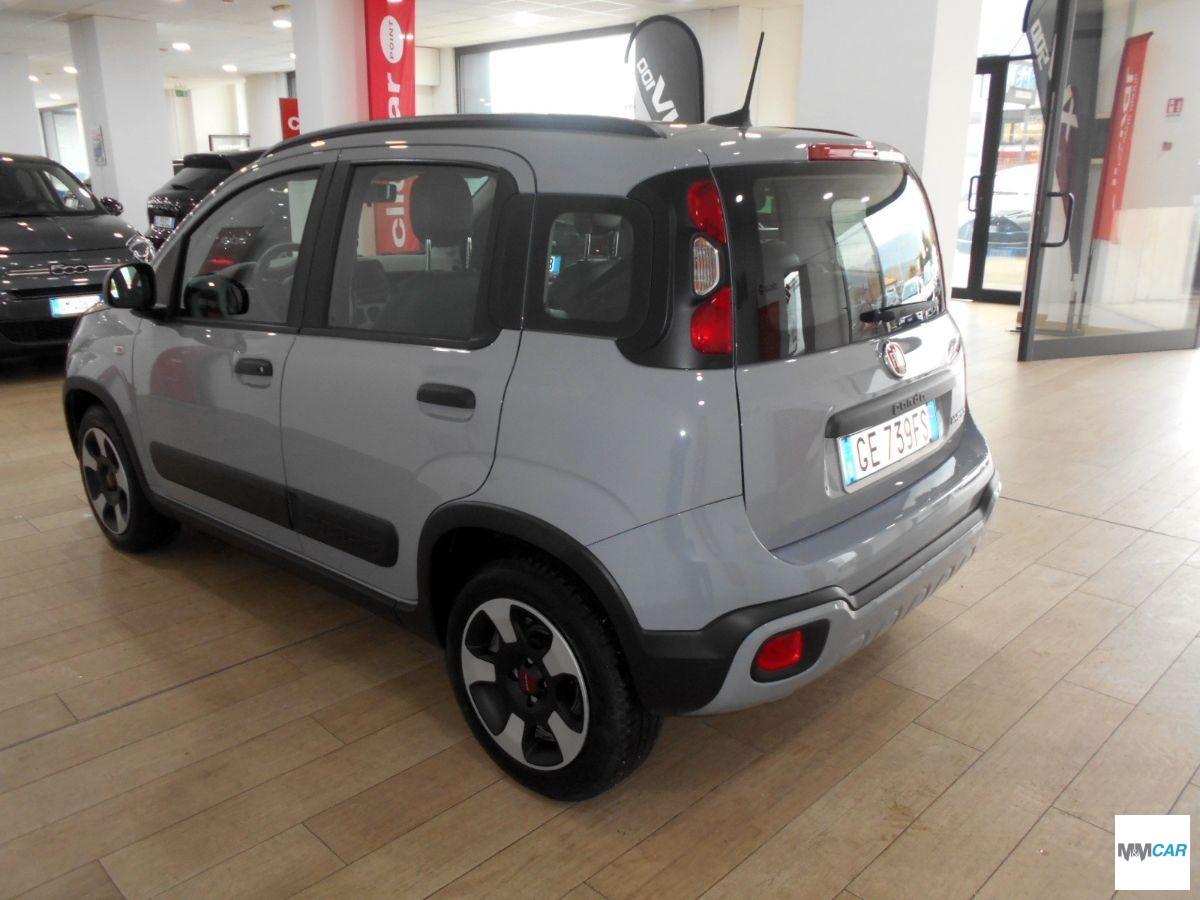 FIAT - Panda - 1.0 FireFly S&S Hybrid Cross