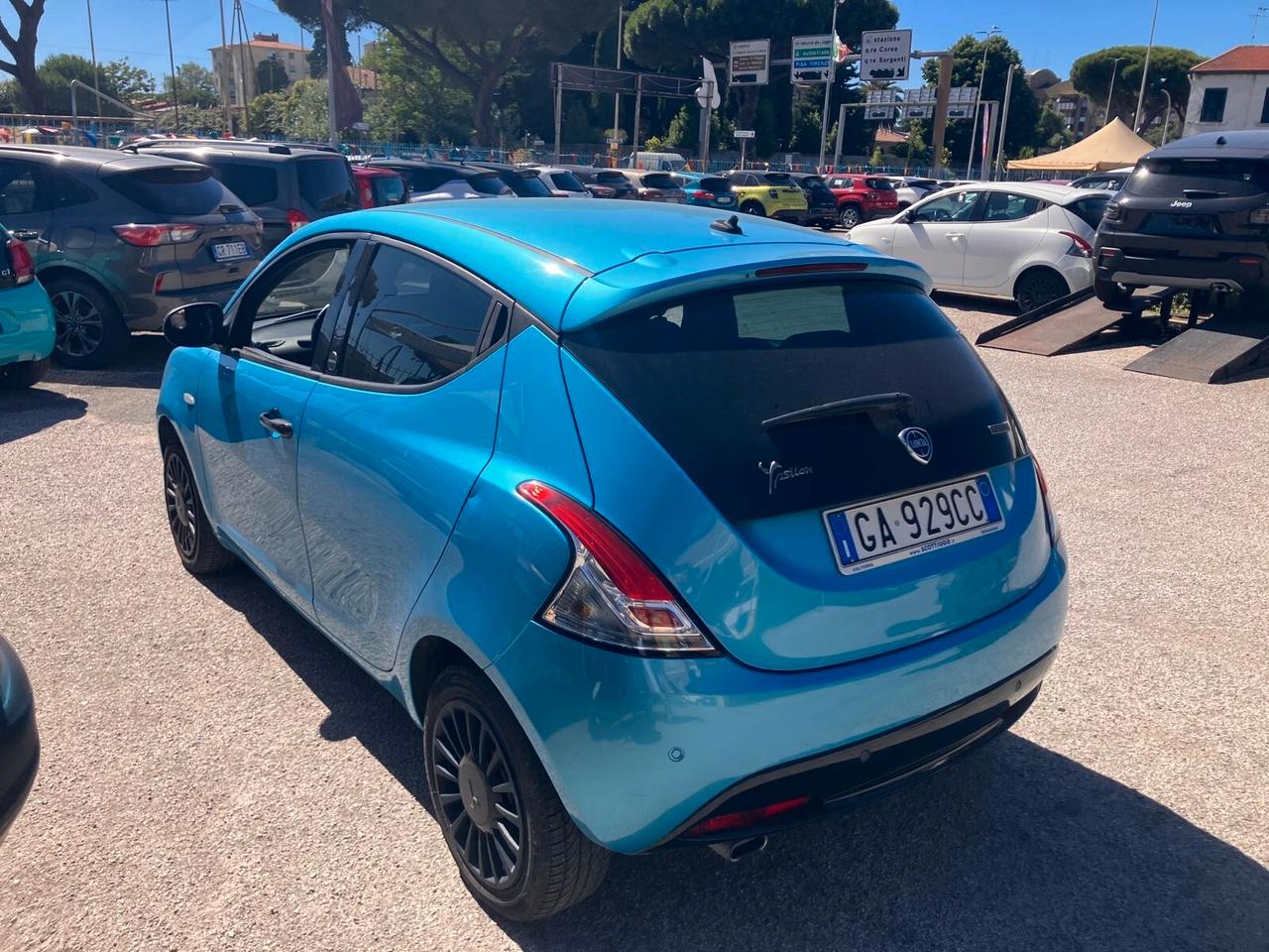 LANCIA YPSILON 1.0 70cv 5 Porte S&S Hybrid Gold
