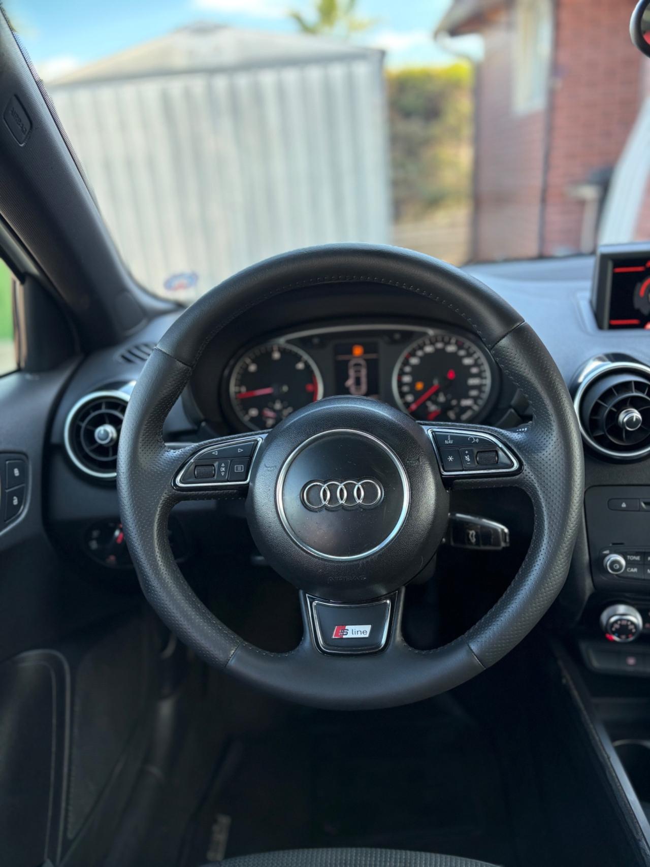 Audi A1 1.6 TDI S line edition