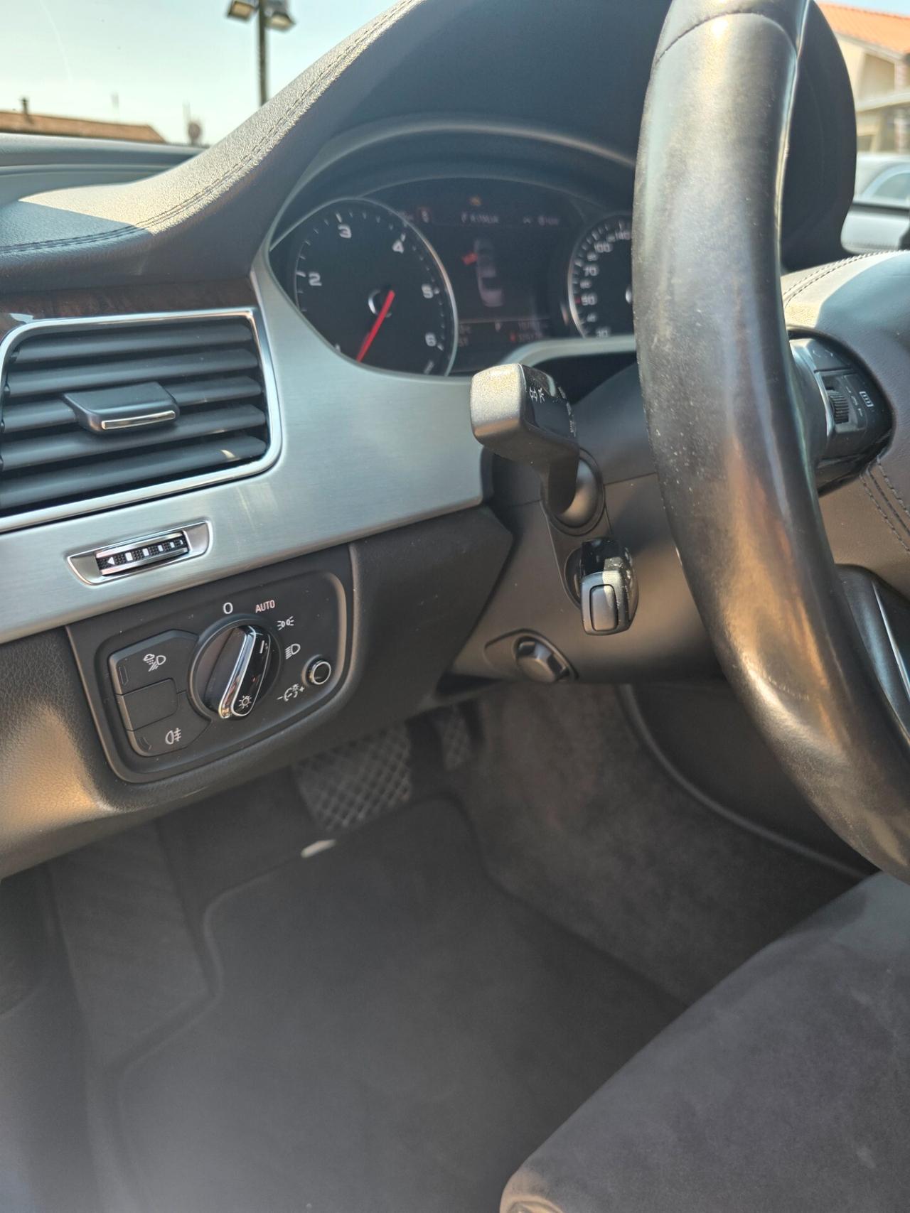 Audi A8 4.2 V8 TDI quattro tiptronic