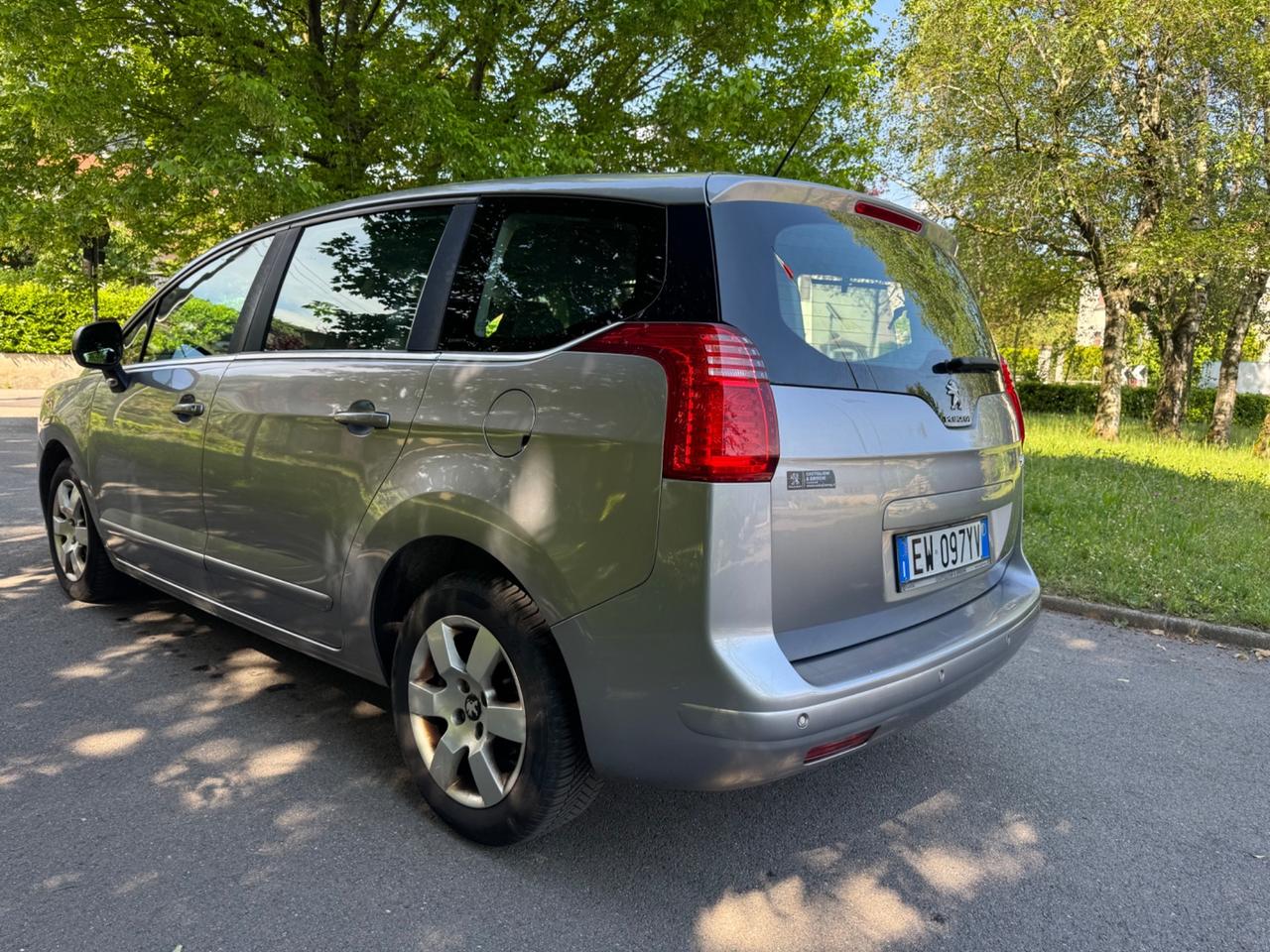 Peugeot 5008 1.6 HDi 115CV Access euro5b consumi bassi
