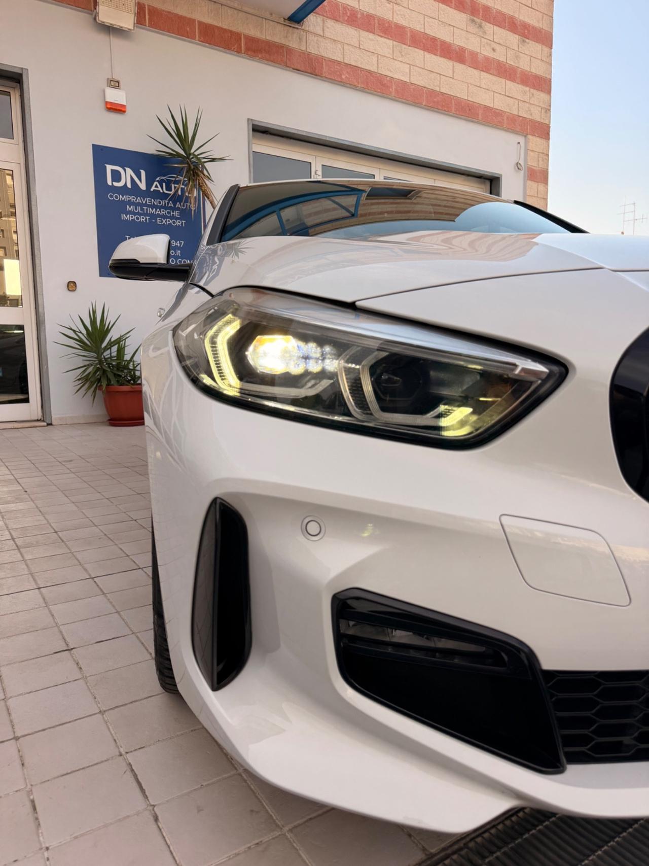 Bmw 118 118d 5p. Msport