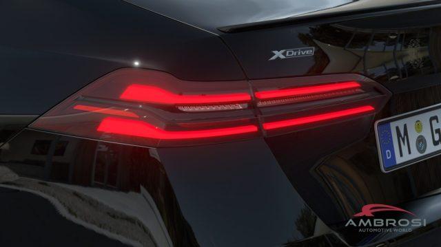 BMW 520 Serie 5 d 48V xdrive MSport Pro auto