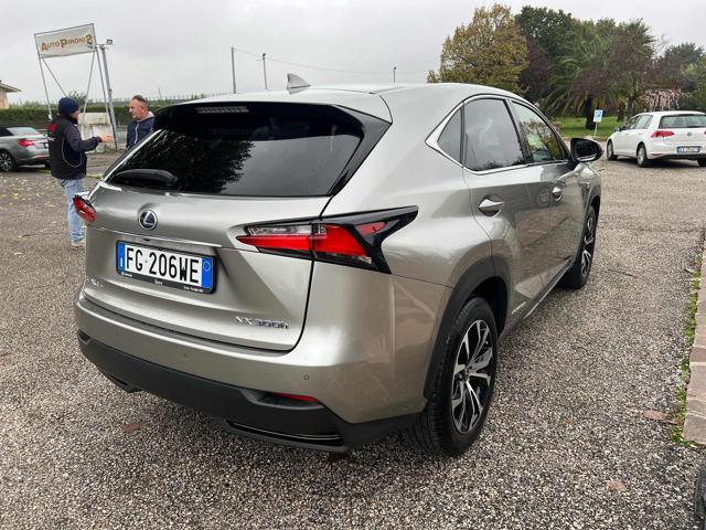 LEXUS NX 300 Hybrid 4WD Luxury