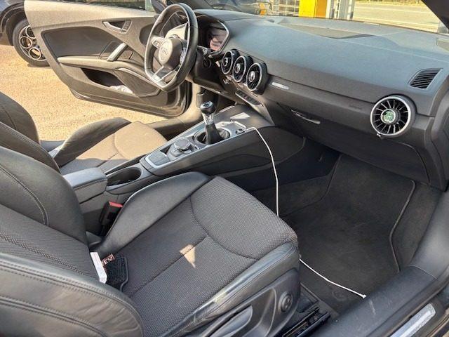 AUDI TT Roadster 1.8 TFSI S - Line
