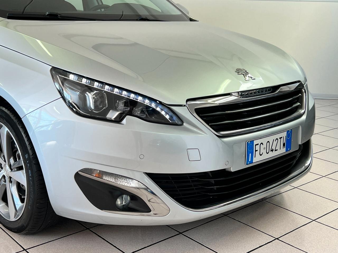 Peugeot 308 SW 1.6 BlueHDi 120cv ALLURE - LEGGERE -