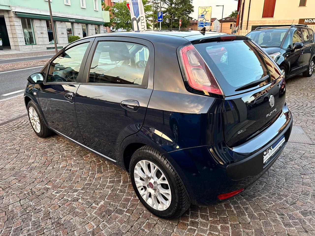Fiat Punto Evo 1.2Bz 69Cv 5P Dynamic -Neopatentati
