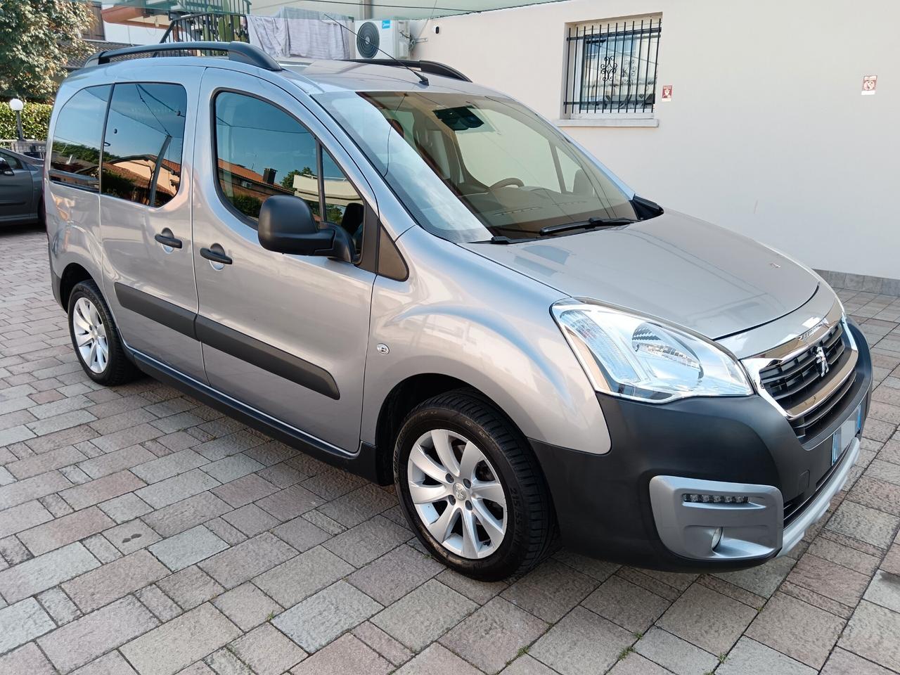 Peugeot Partner Tepee 1.6 HDI Outdoor