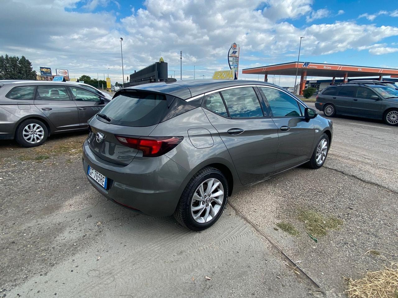 Opel Astra 1.2 Turbo 130 CV S&S 5 porte Business Elegance