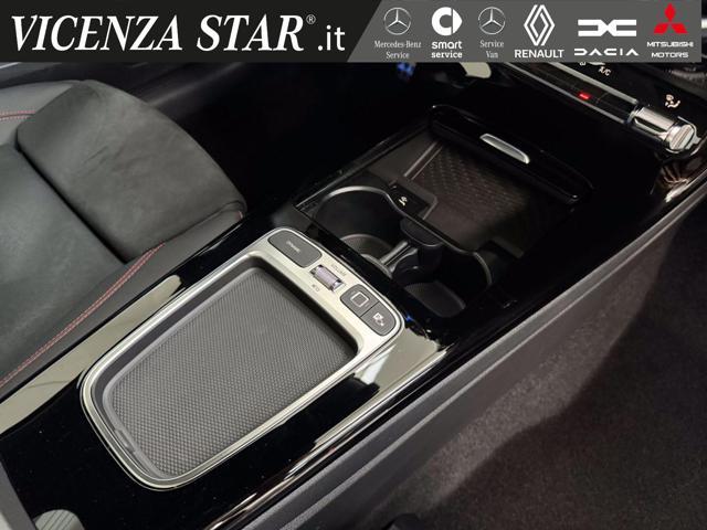 MERCEDES-BENZ A 200 d AMG PREMIUM
