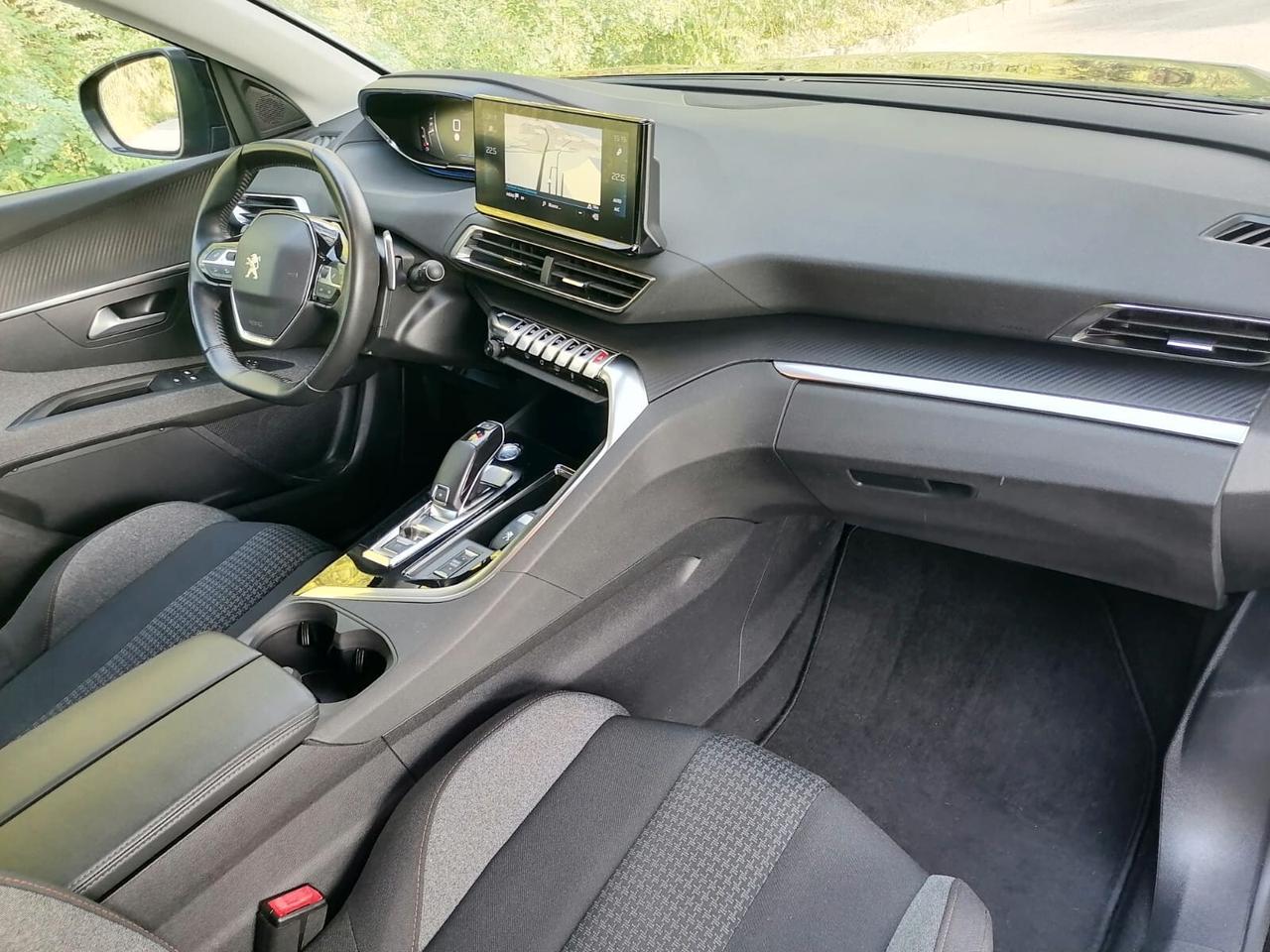 Peugeot 3008 1.5 HDI - 2021