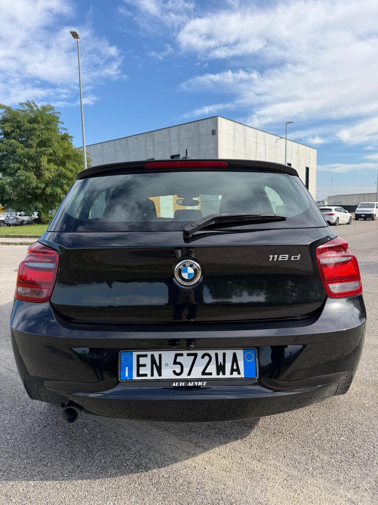 Bmw 118 118d 5p. Msport