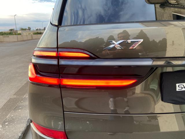 BMW X7 xDrive40d 48V Msport Pro TETTO APR/PAN