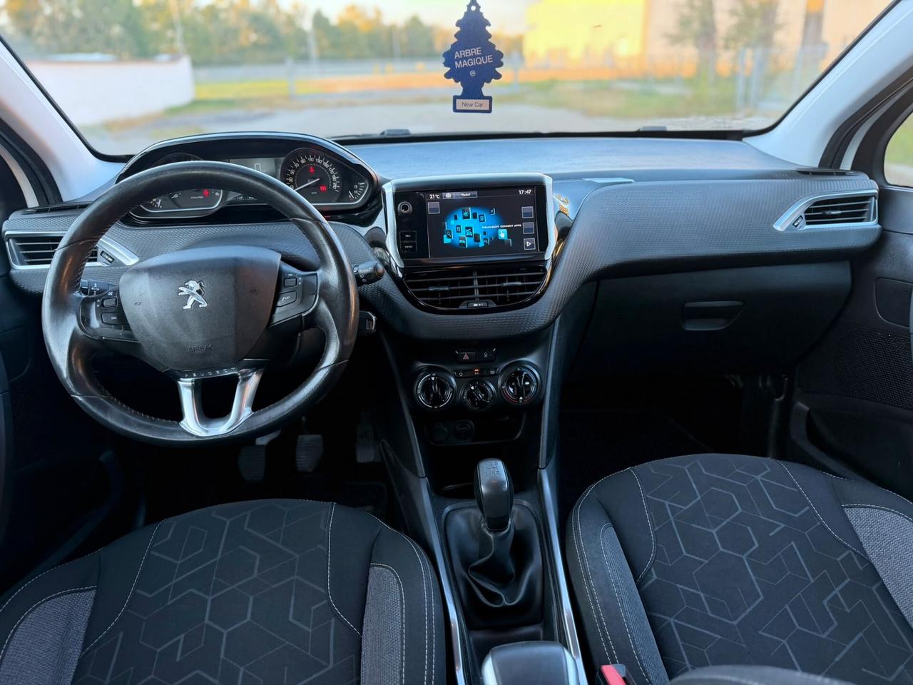 Peugeot 2008 DIESEL 1.6 Blue HDi EURO 6E