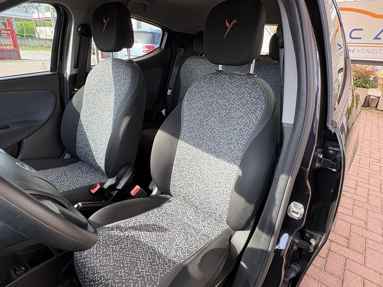 Lancia Ypsilon Black Noir 1.2 #10441