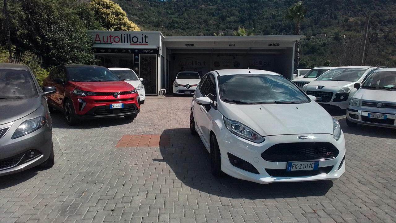Ford Fiesta 1.5 TDCi 75CV 3 porte ST-Line