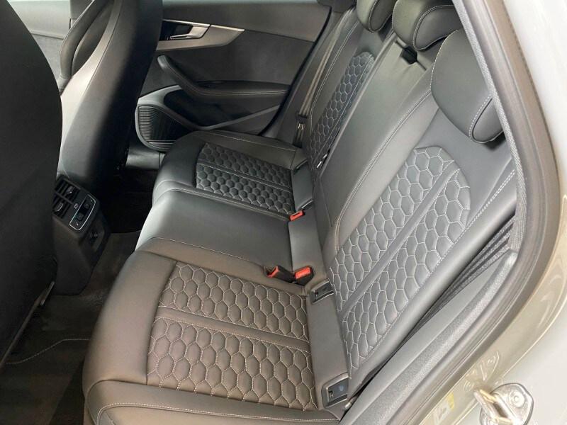 AUDI A4 5ª serie RS 4 Avant