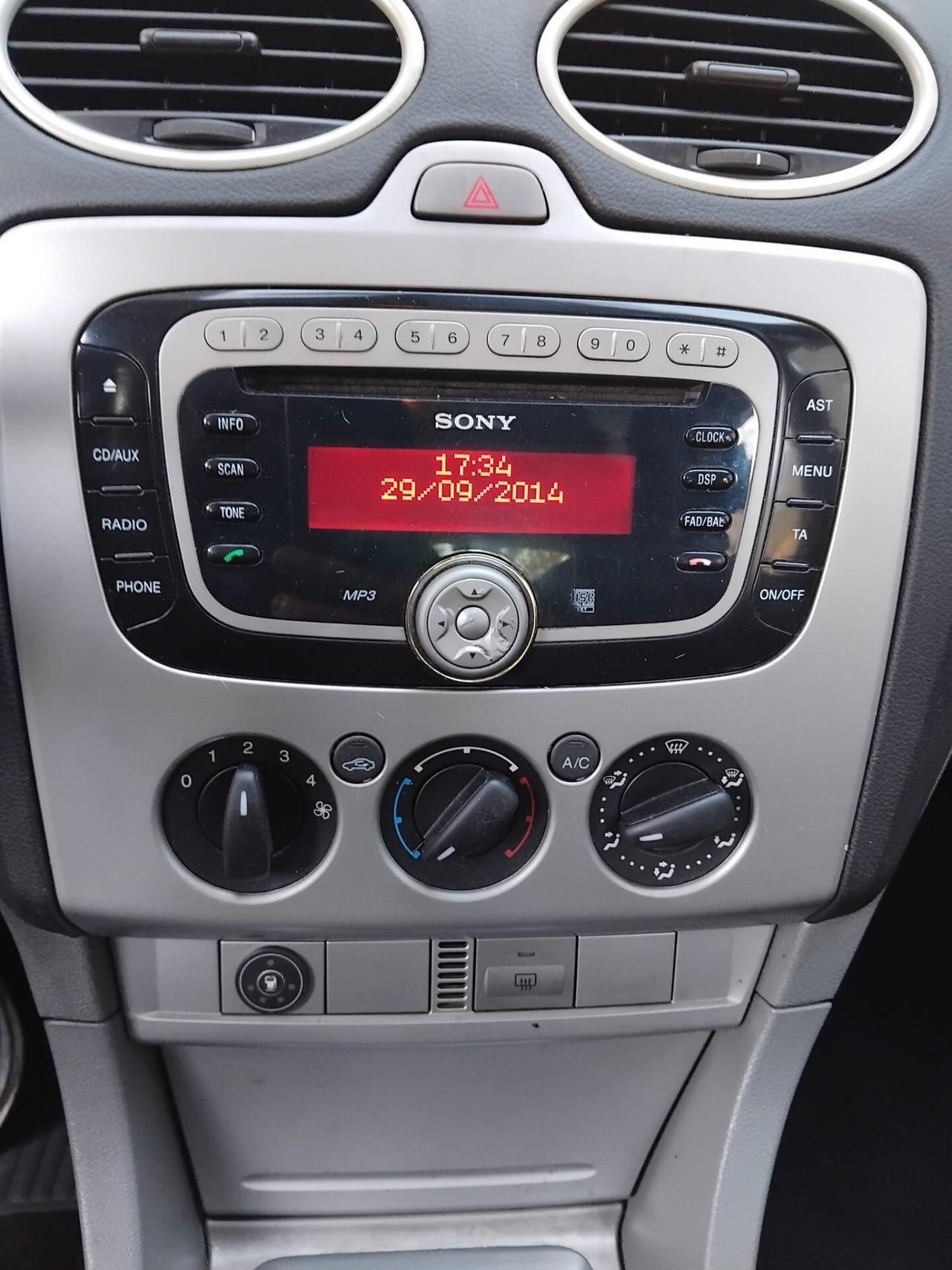 Ford Focus 2.0 gpl garanzia