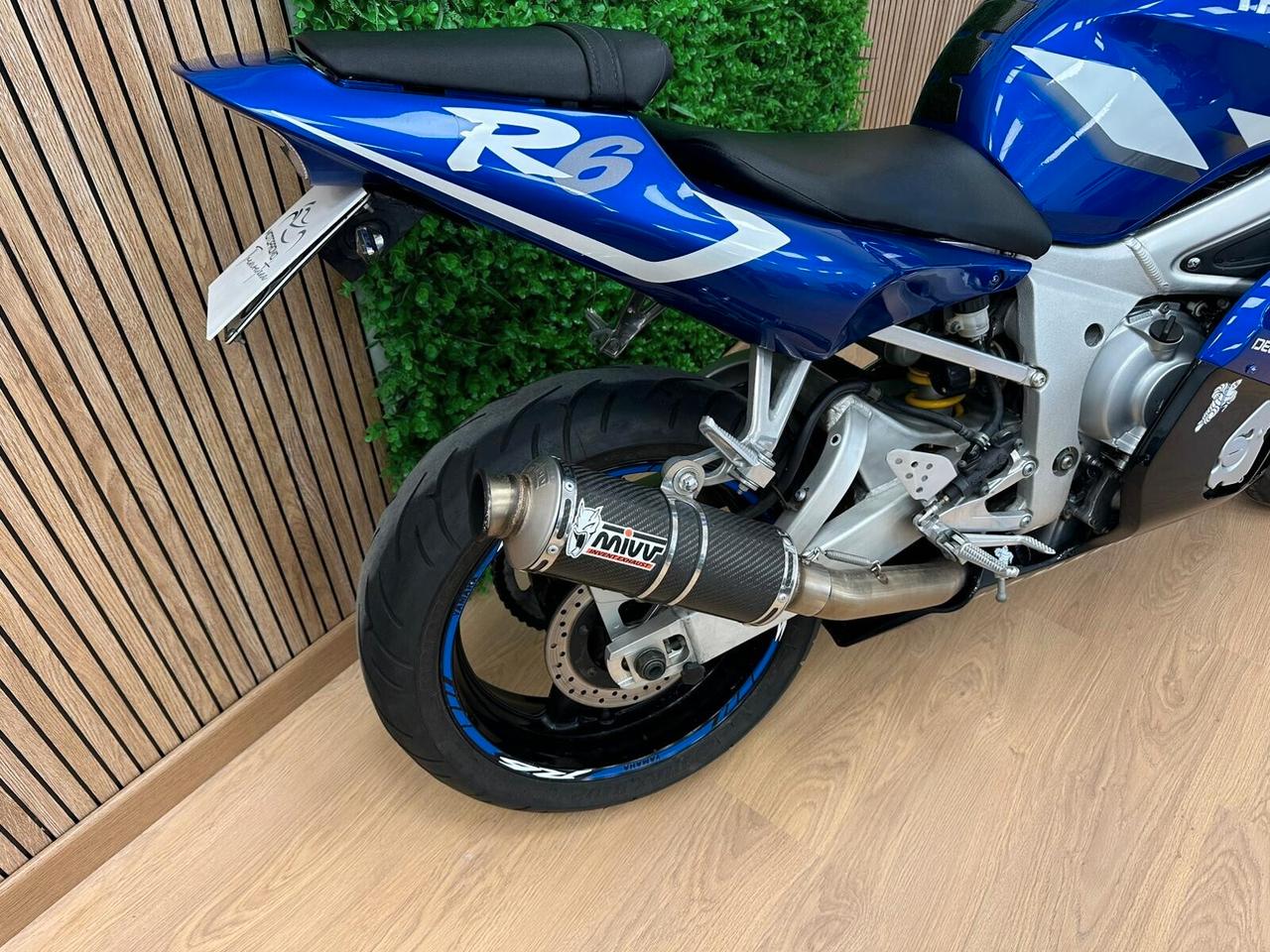YAMAHA YZF R6 - 30.800KM - NUOVISSIMA - SCARICO MIVV