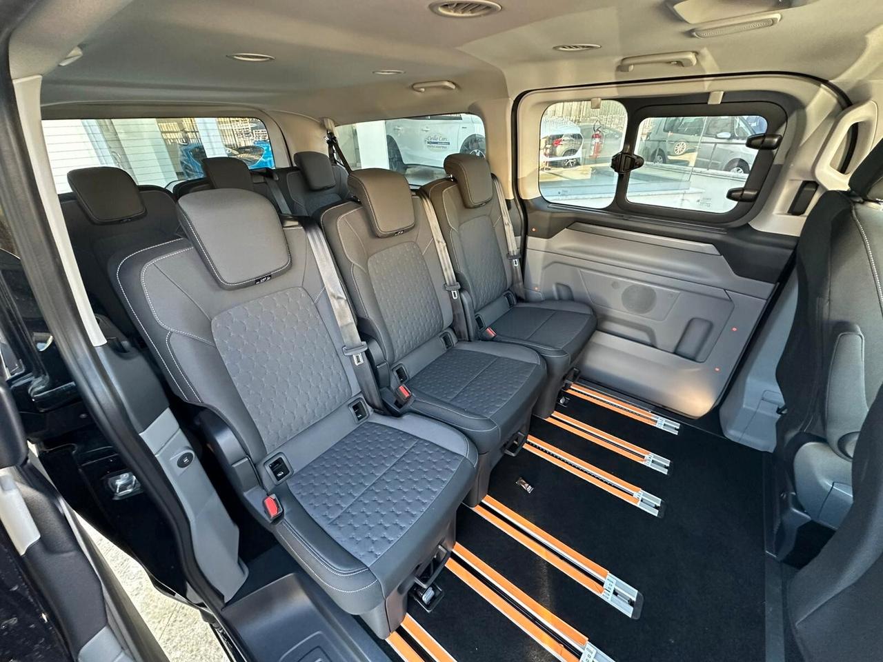 Ford Tourneo Custom TITANIUM
