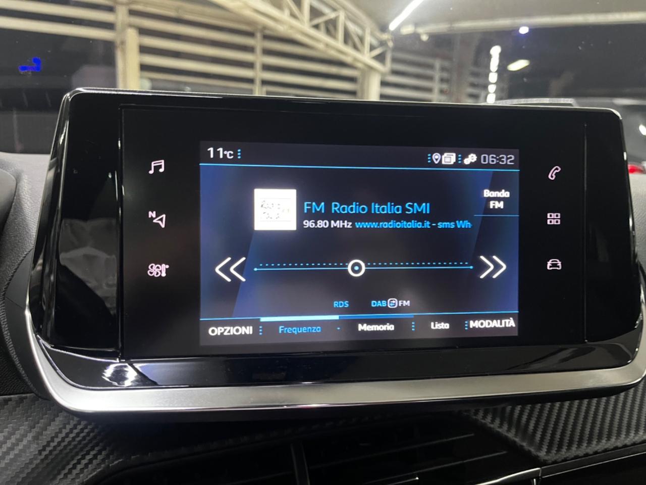 Peugeot 2008 BlueHDi 130 S&S EAT8 Allure