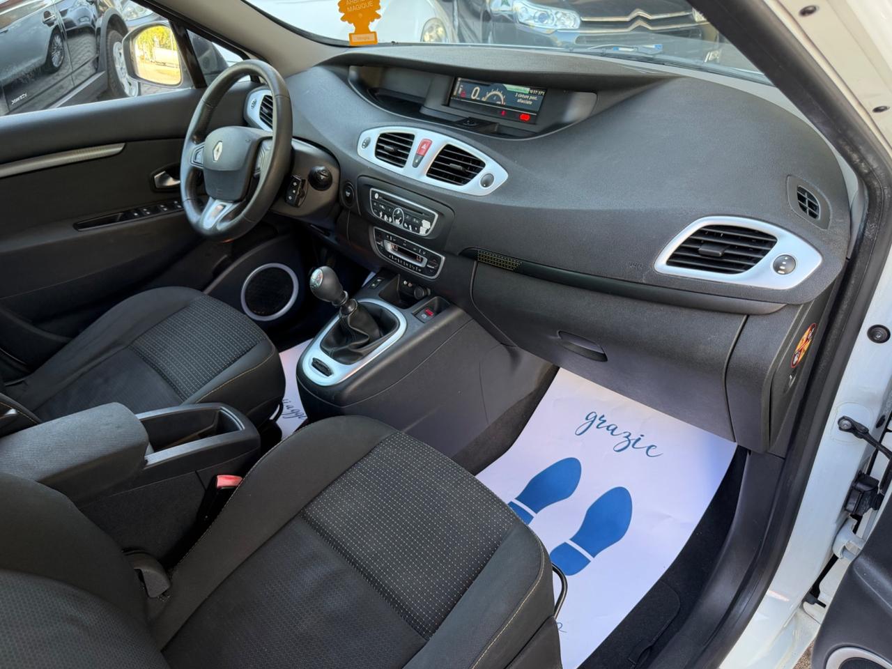 Renault Scenic Scénic X-Mod 1.5 dCi 110CV Dynamique