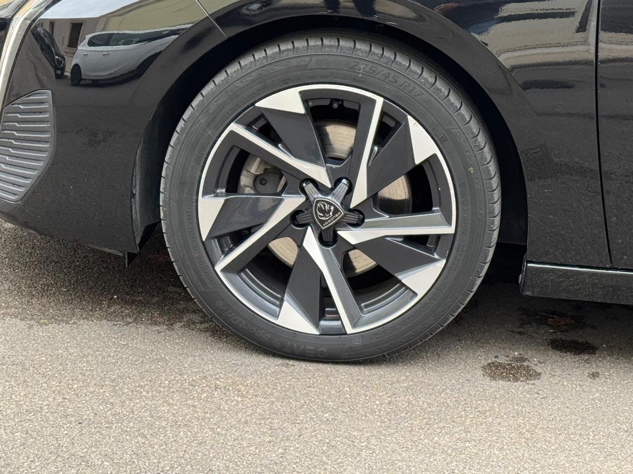 Peugeot 308 BlueHDi 130 EAT8 SW Allure Pack