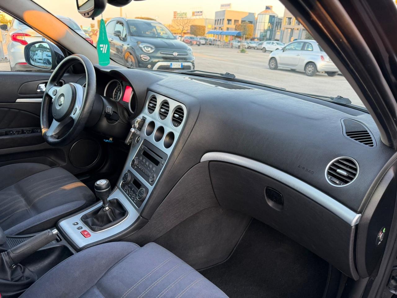 Alfa Romeo 159 1.9 JTDm 16V Exclusive