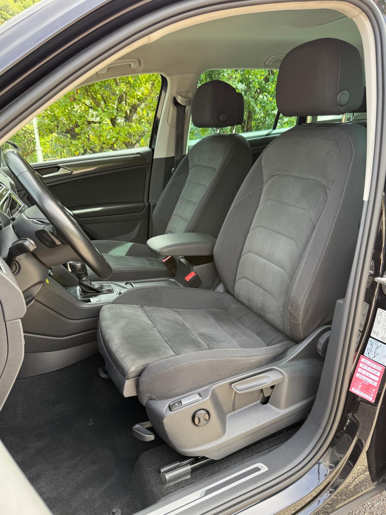 Volkswagen Tiguan 2.0 TDI SCR DSG 4MOTION Sport BMT
