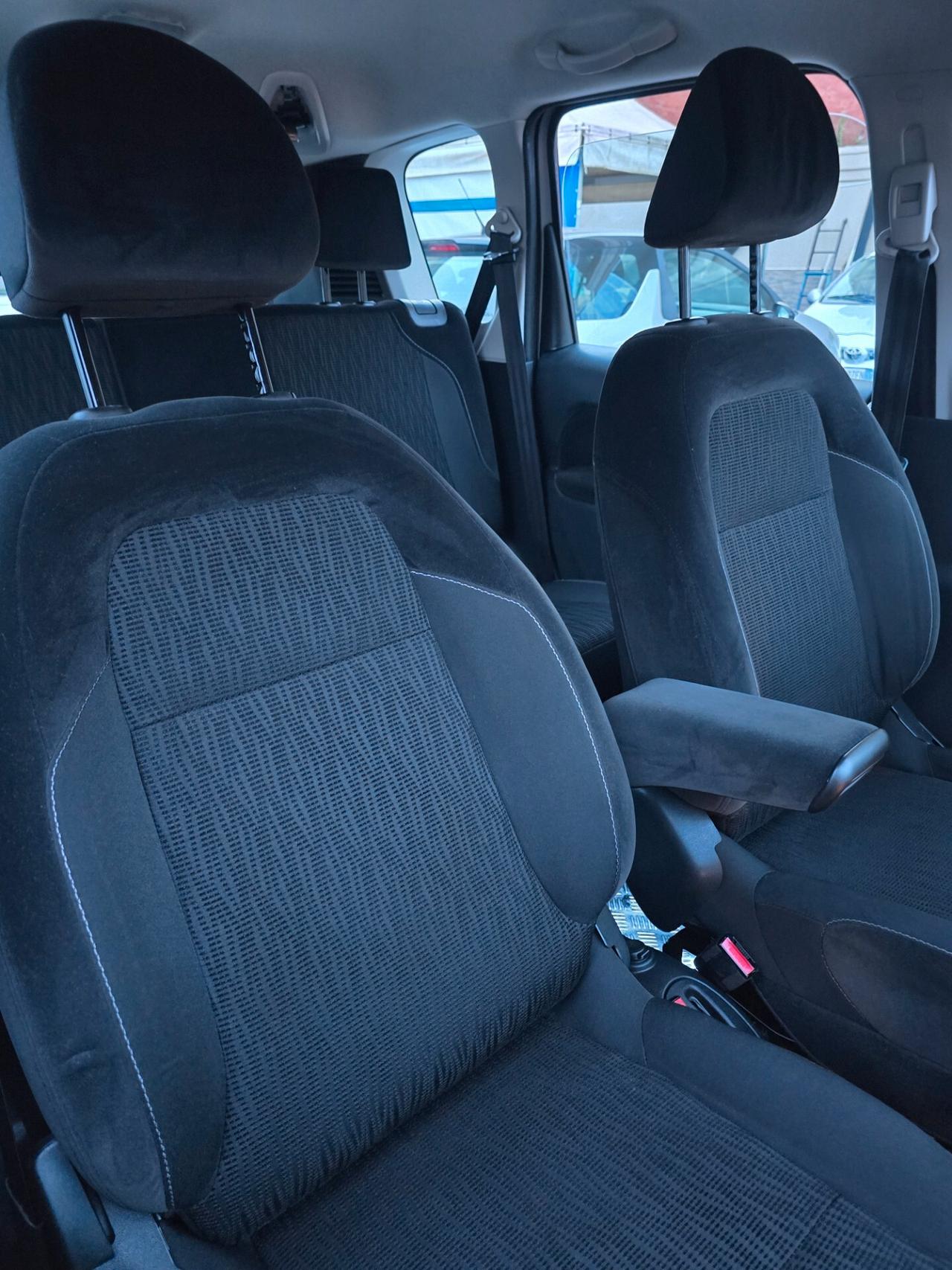 Citroen C3 Picasso 1.6 HDi 90 Exclusive