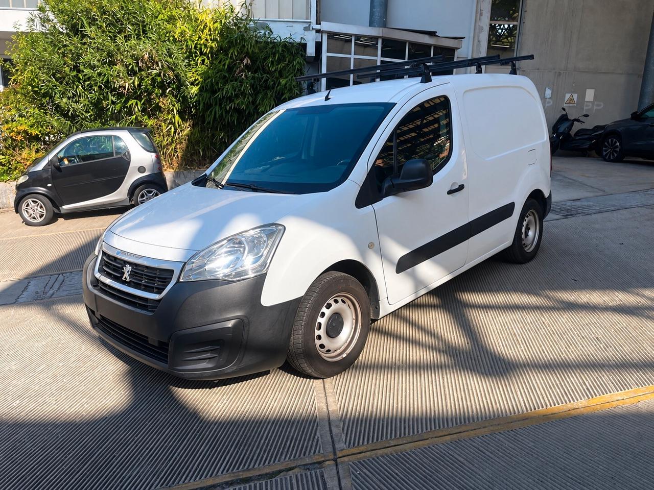 Peugeot Partner BlueHDi 100 3 posti Furgone Premium