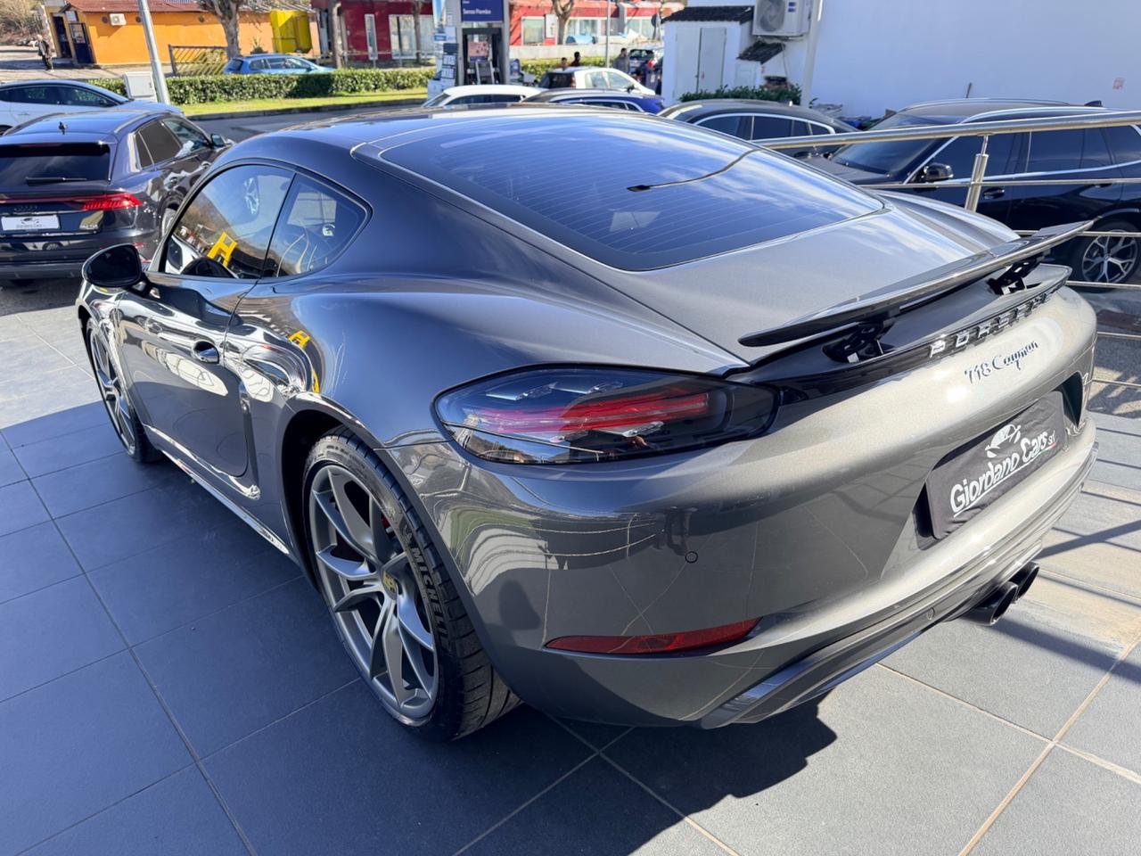 Porsche 718 Spyder Cayman 2.0 300cv uni pro ita