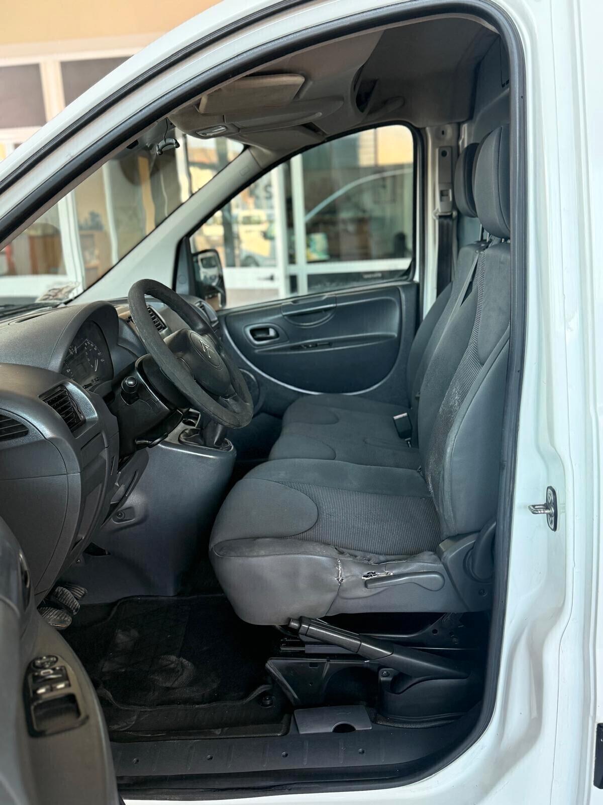 Citroen Jumpy 2.0-hdi passo medio