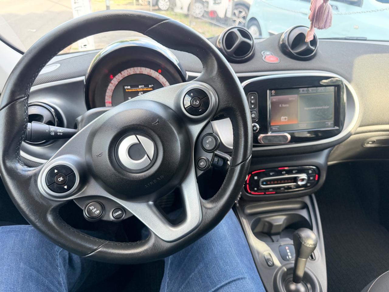 Smart ForFour 70 1.0 Passion Cambio automatico Navi Camera