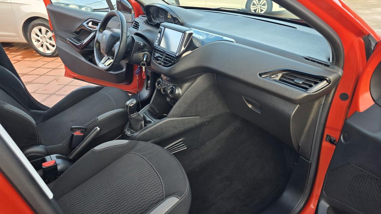 Peugeot 208 BlueHDi 75 5 porte Allure