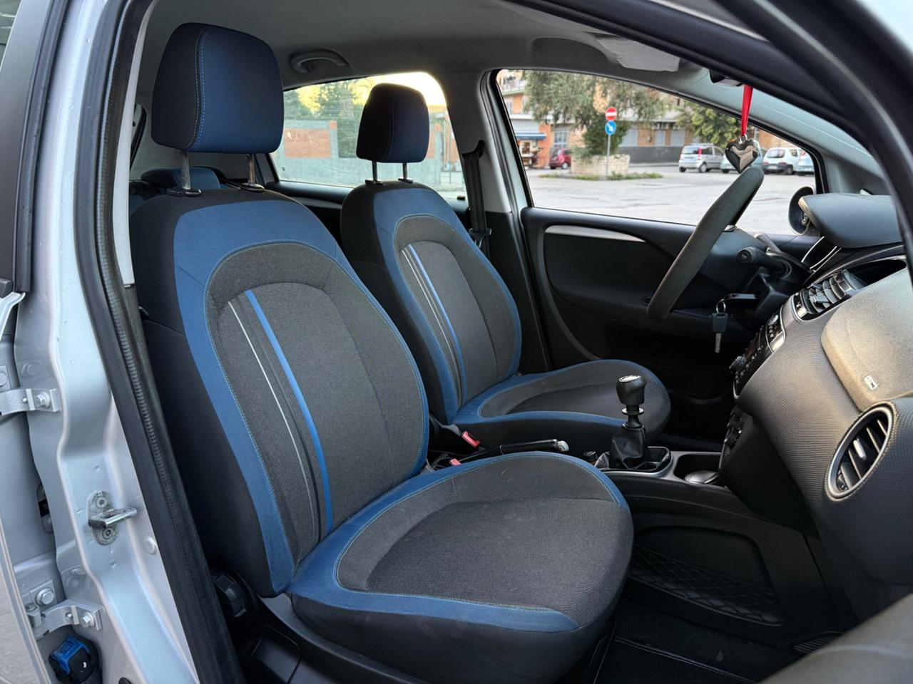 Fiat Punto Easy 1.4benz5 porte Natural Power Street Immacolata